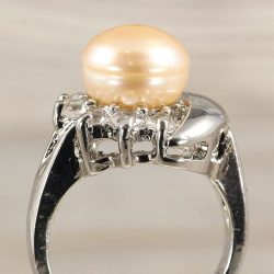 Tenyésztett gyöngyös gyűrű-3, holdas minta, rózsaszín